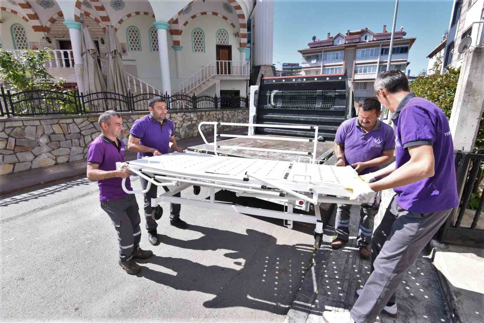 BAŞKAN TÖREN HAYATLARA VE GÖNÜLLERE DOKUNMAYA DEVAM EDİYOR